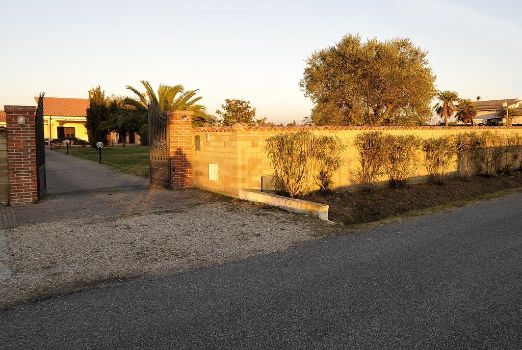 Villa Elegance Ladispoli Zimmer foto
